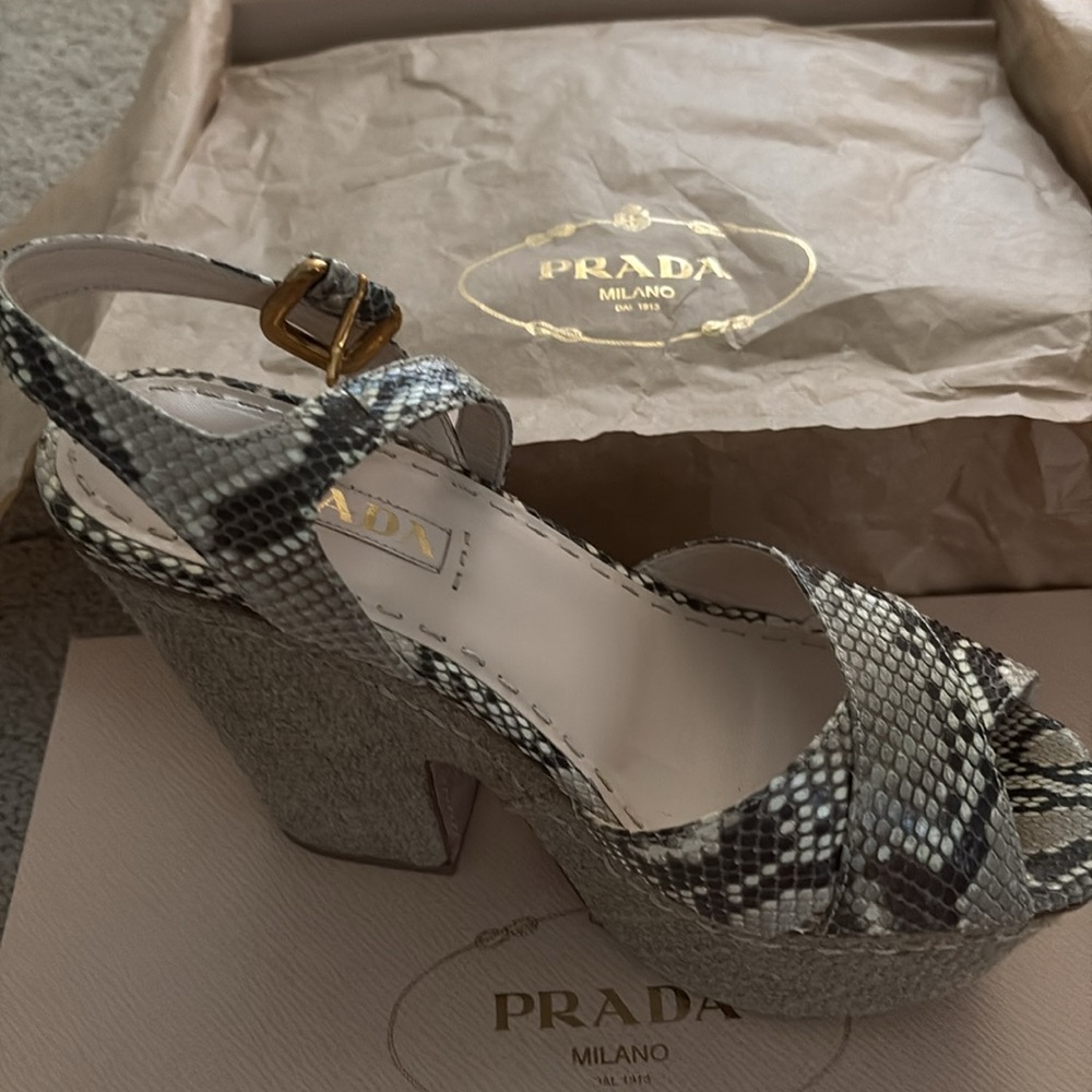 Prada sandals. Pitone Roccia. 37.5 - Picture 2 of 5